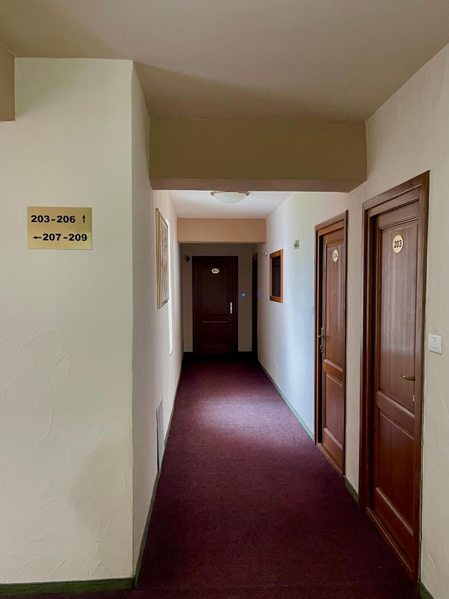 Hotel Lucy Star Cluj-Napoca Exterior photo